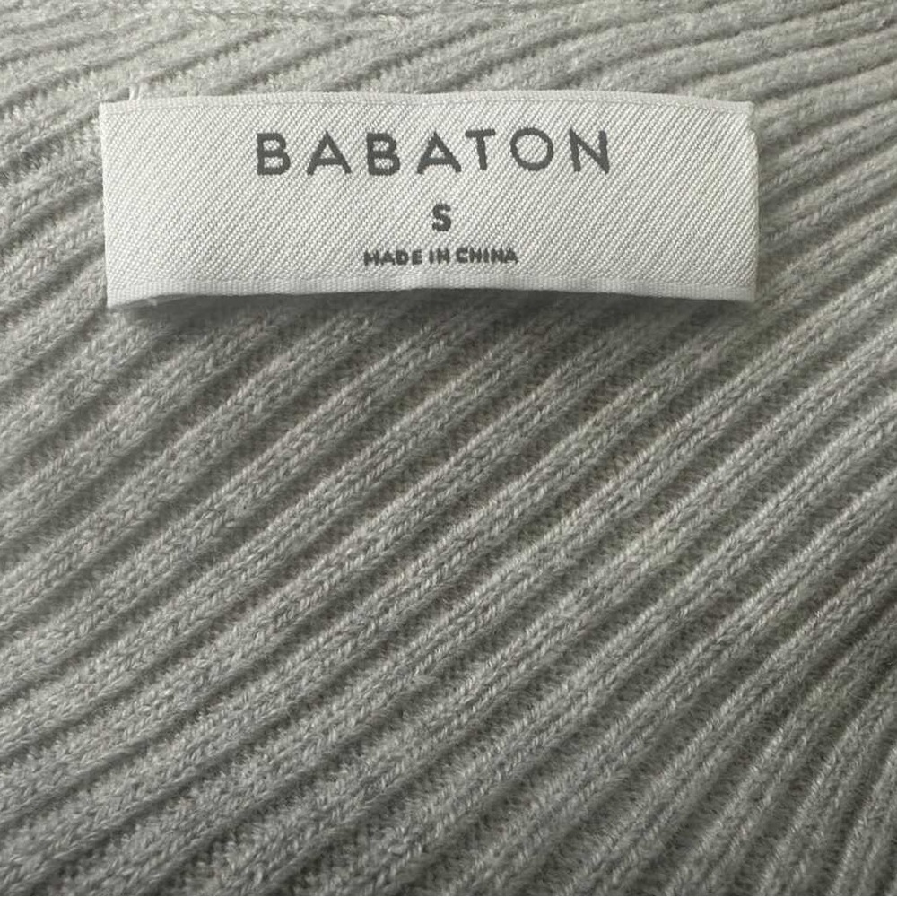 Babaton Light Gray Ribbed Blouse - Picture 2 of 3